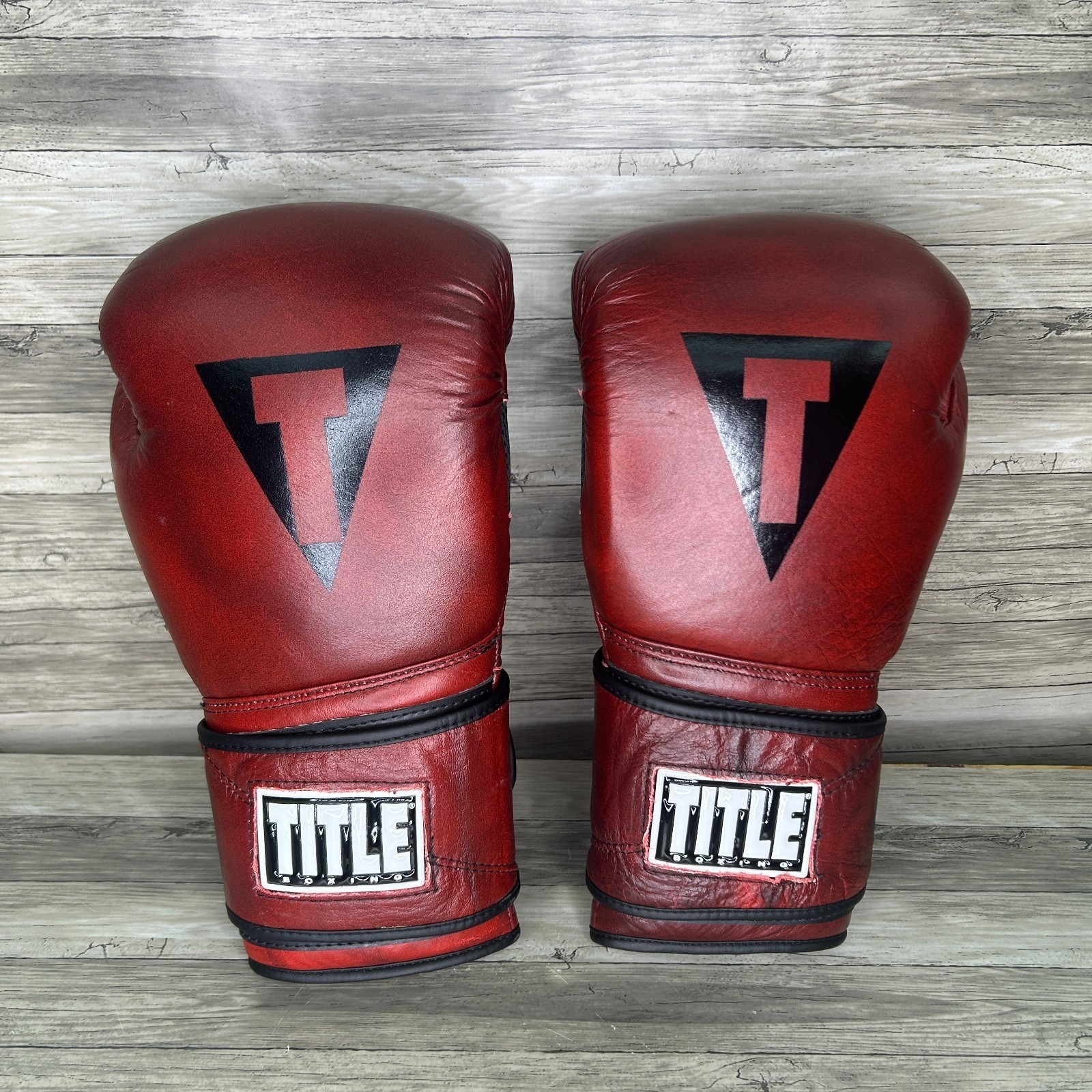 Title Boxing Blood Red Leather Training Gloves 14 Oz Heavy Bag Sparring